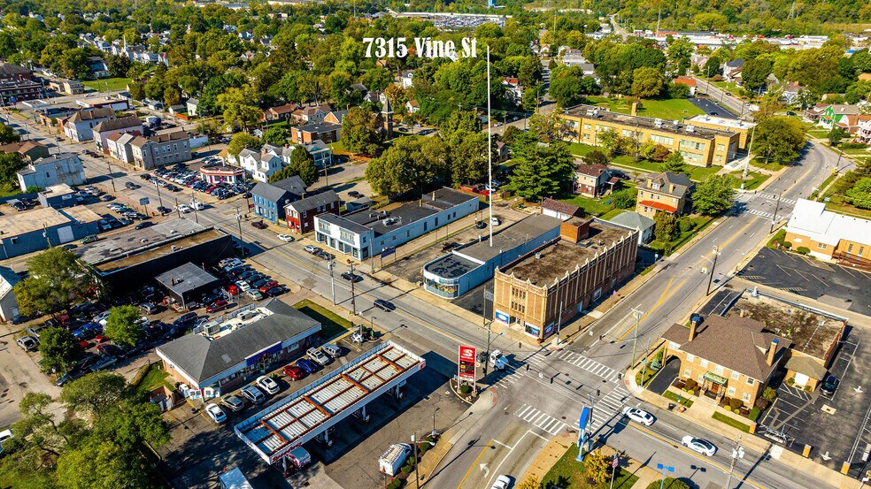 More Photos Of 7315 Vine St, Cincinnati Auto Repair For Sale