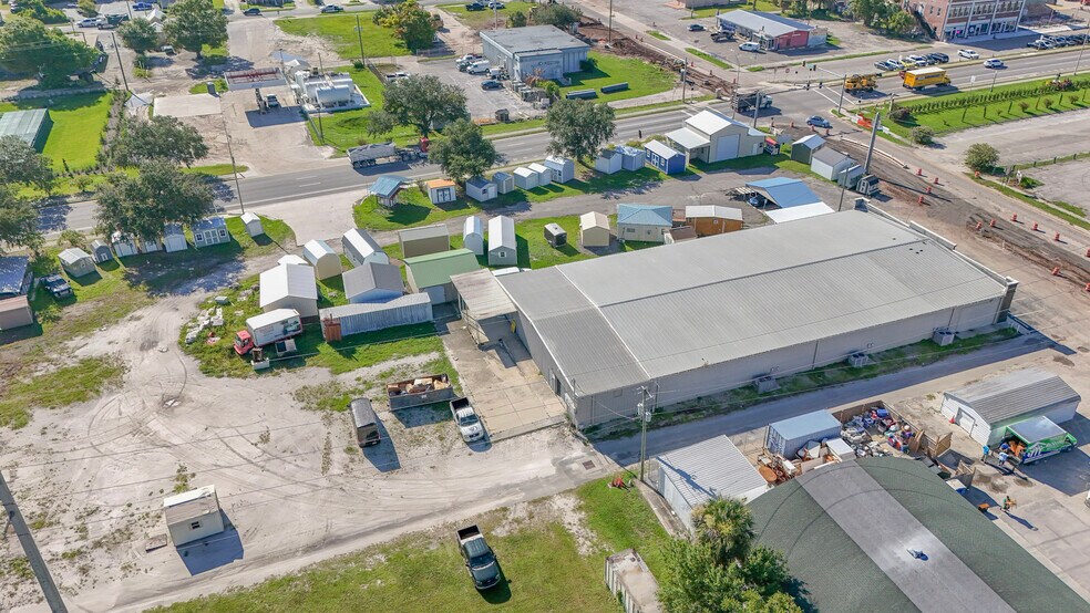 More Photos Of 14 W Hickory St, Arcadia Freestanding For Lease