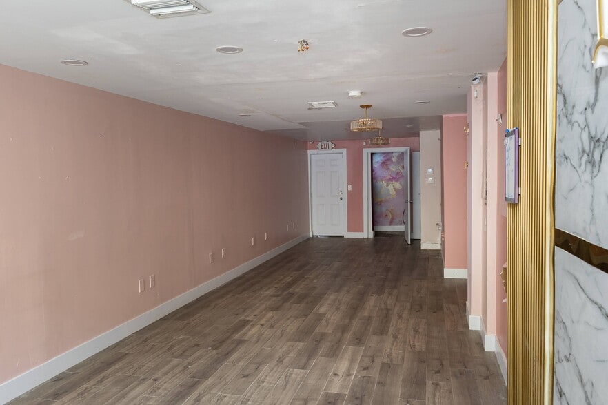 More Photos Of 1034-1040 NW 3 Ave, Miami Storefront Retail Residential For Lease