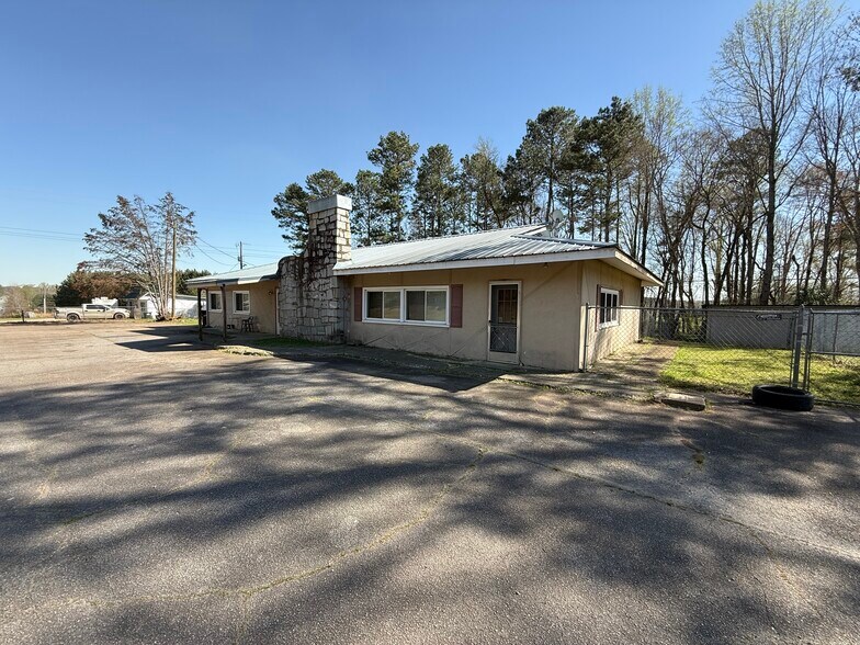 More Photos Of 1429 Athens Rd, Crawford Flex For Sale