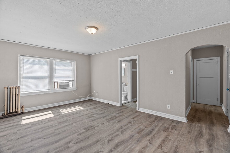 More Photos Of 807 Clara Ave, Saint Louis Apartments For Sale