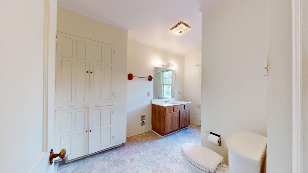 More Photos Of 6216 Old Route 8, Butler Office For Sale