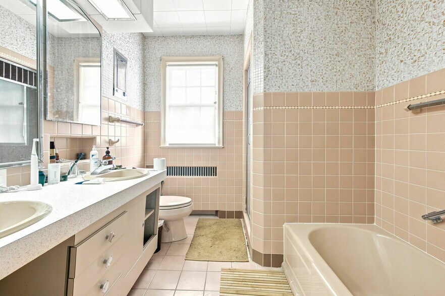 More Photos Of 2715 Sullins St, Knoxville Apartments For Sale