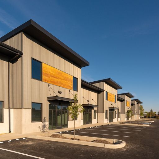 More Photos Of 2605 SW 1st St, Redmond Industrial For Lease