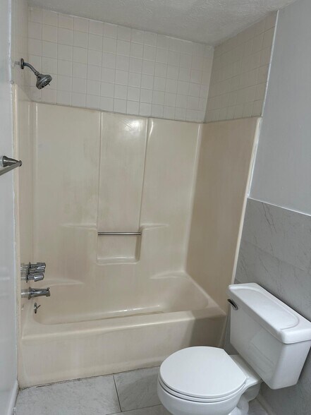 More Photos Of 3282 Highpoint Ct, Snellville Apartments For Sale