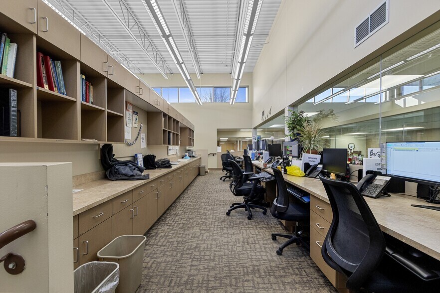 More Photos Of 4706 New Horizons Blvd, Appleton Medical For Sale