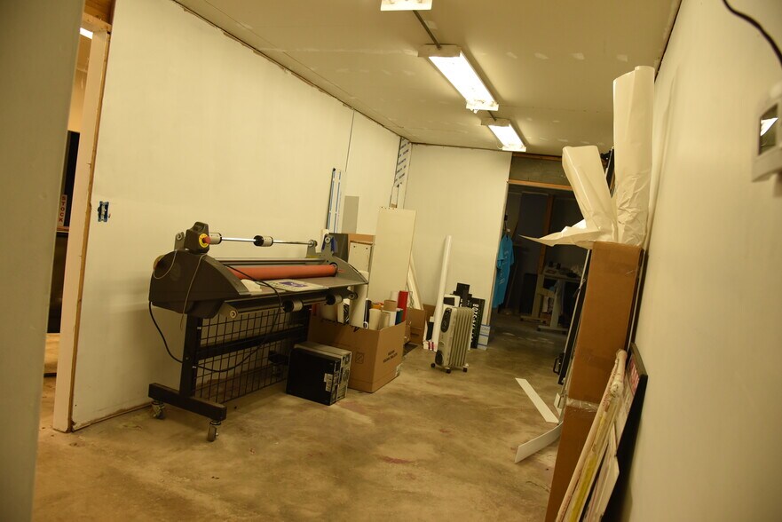 More Photos Of 1701 Central Pky SW, Decatur Warehouse For Lease