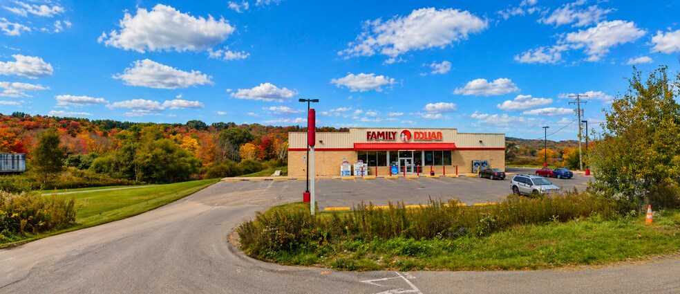 Primary Photo Of 444 Butler st, Kennerdell Freestanding For Sale