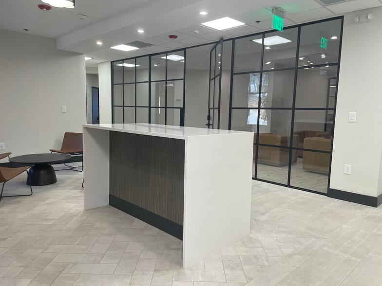 More Photos Of 2265 Roswell Rd, Marietta Office For Lease