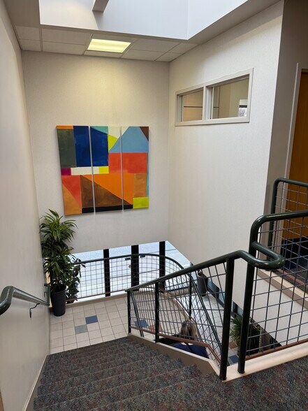 More Photos Of 731 I St, Anchorage Office For Lease