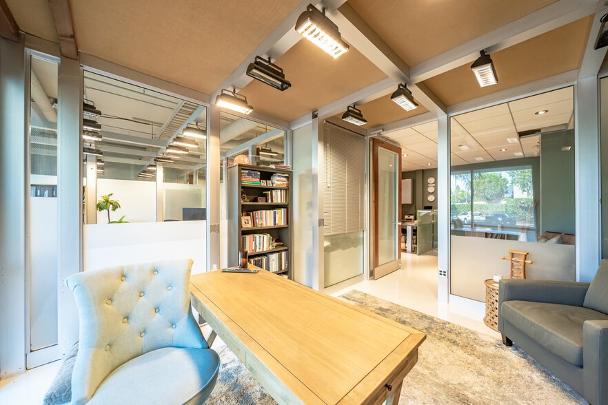 More Photos Of 3525 Hyland Ave, Costa Mesa Loft Creative Space For Sale