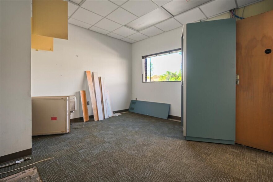 More Photos Of 209 Skyline Dr, East Stroudsburg Freestanding For Lease