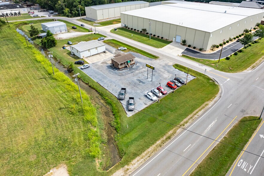 Primary Photo Of 3420 Highway 31 S, Decatur Auto Dealership For Sale