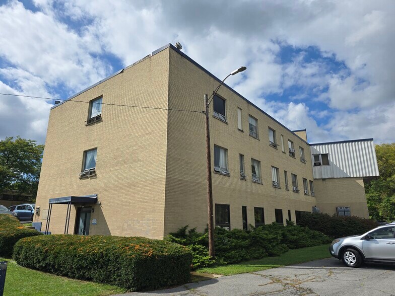 More Photos Of 2 Fall St, Seneca Falls Apartments For Sale