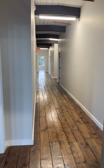 More Photos Of 372 Central Ave, Pawtucket Loft Creative Space For Lease