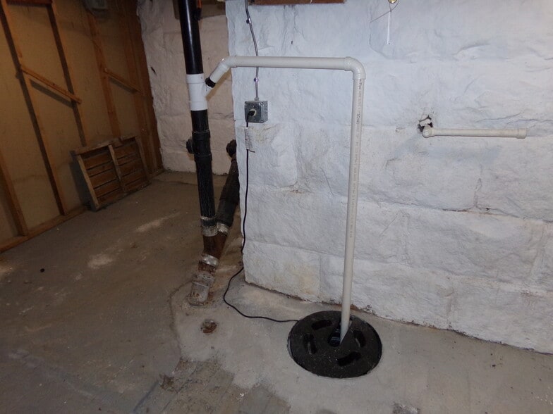 More Photos Of 721 Lincoln Way E, Massillon Office Residential For Sale