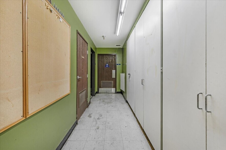 More Photos Of 580 N 11th Ave, Hanford Freestanding For Lease