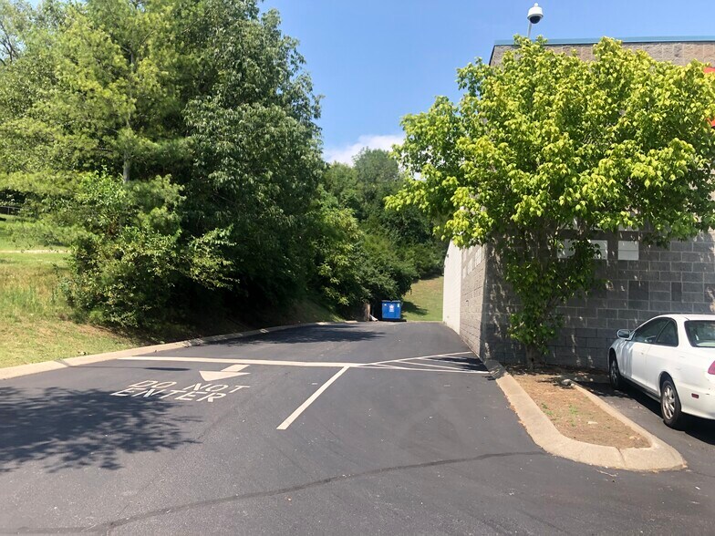 More Photos Of 4201 Clarksville Hwy, Nashville Drugstore For Lease