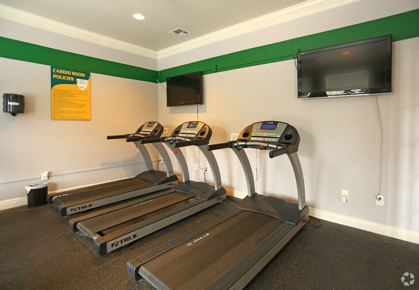 More Photos Of 215 Spencer Pl, Cayce Apartments For Sale