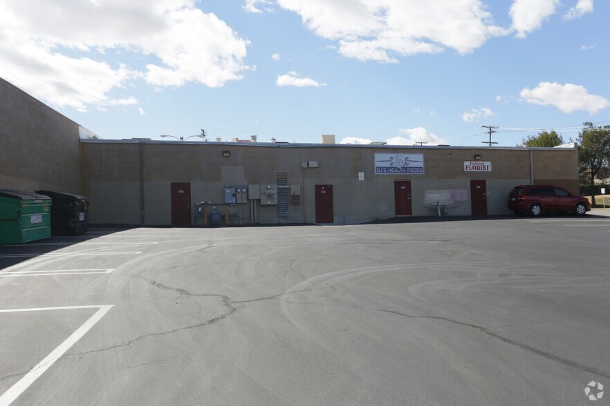 More Photos Of 1303-1311 E Main St, Barstow Unknown For Lease