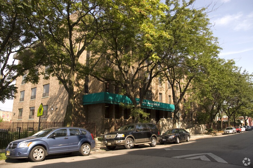 More Photos Of 3500 S Giles Ave, Chicago Skilled Nursing Facility For Sale
