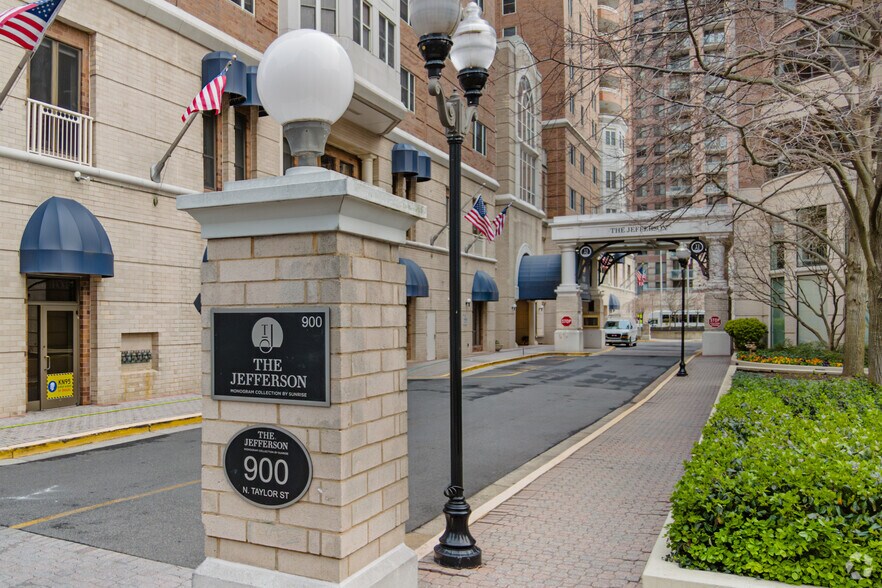 More Photos Of 900 N Taylor St, Arlington Continuing Care Retirement Community For Lease