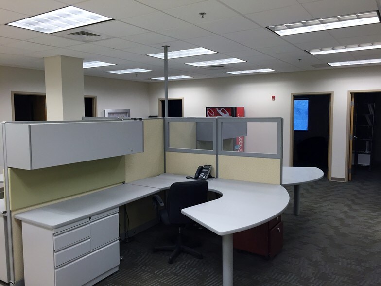 More Photos Of 4532 N Mesa St, El Paso Medical For Lease