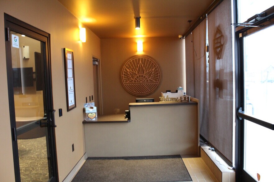 More Photos Of 302 S Cedar St, Kalkaska Storefront For Lease