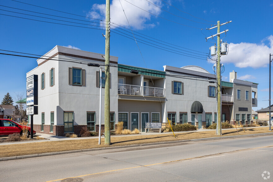 Primary Photo Of 701 Centre St SE, High River Office Residential For Sale