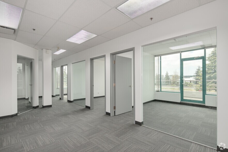 More Photos Of 13351 Commerce Pky, Richmond Office For Lease