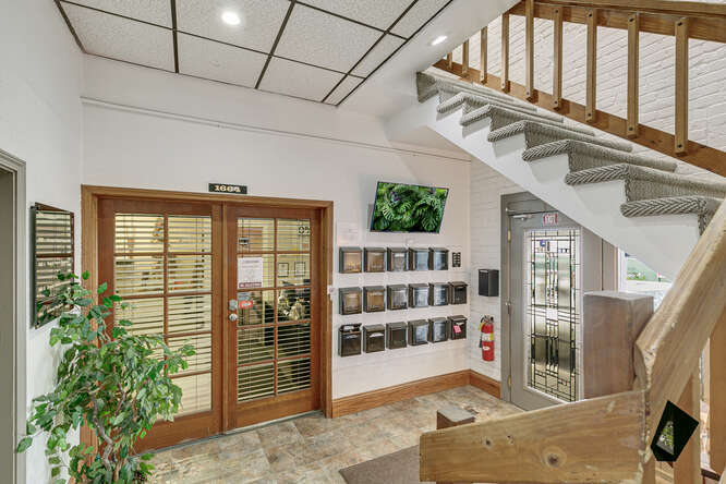 More Photos Of 1658-1668 N Lafayette St, Denver Office For Sale
