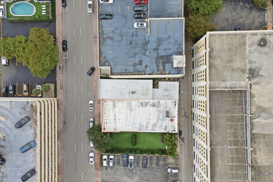 More Photos Of 45 Valencia Ave, Coral Gables Office For Sale