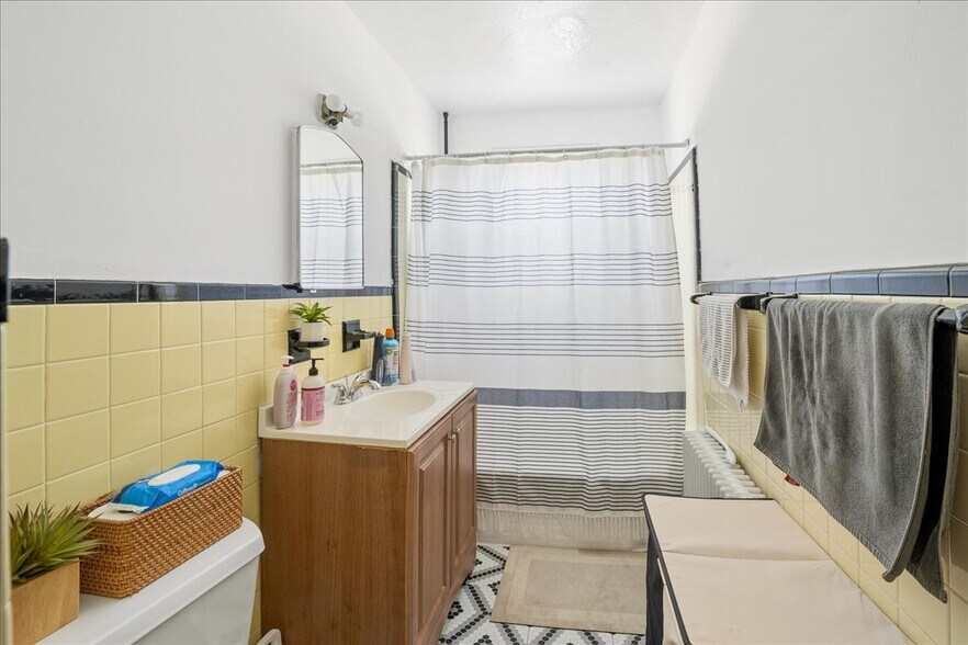 More Photos Of 115 N Barry Ave, Mamaroneck Apartments For Sale