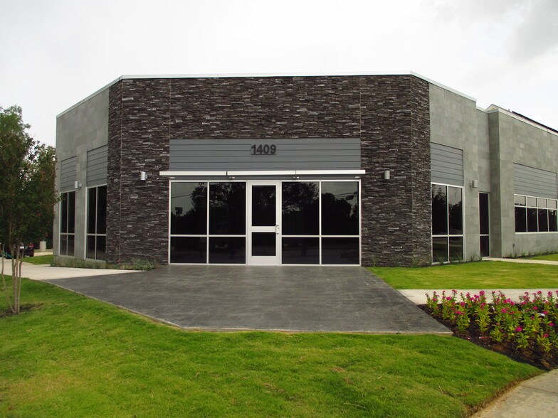 More Photos Of 1409 E McKinney St, Denton Office Residential For Sale