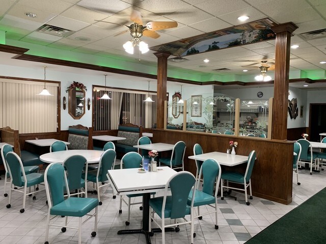 More Photos Of 900 N Union St, Dwight Restaurant For Sale