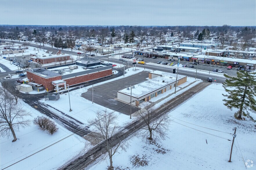 More Photos Of 2828 E State Blvd, Fort Wayne Medical For Sale