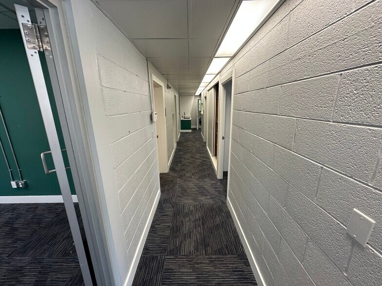 More Photos Of 519 E Walnut St, Springfield Office Residential For Sale