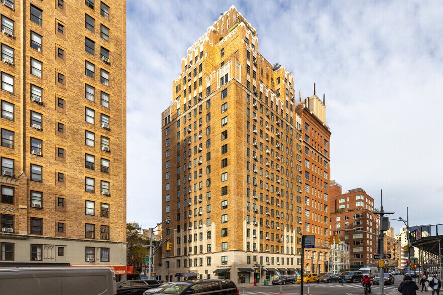 Primary Photo Of 201 W 16th St, New York Apartments For Lease