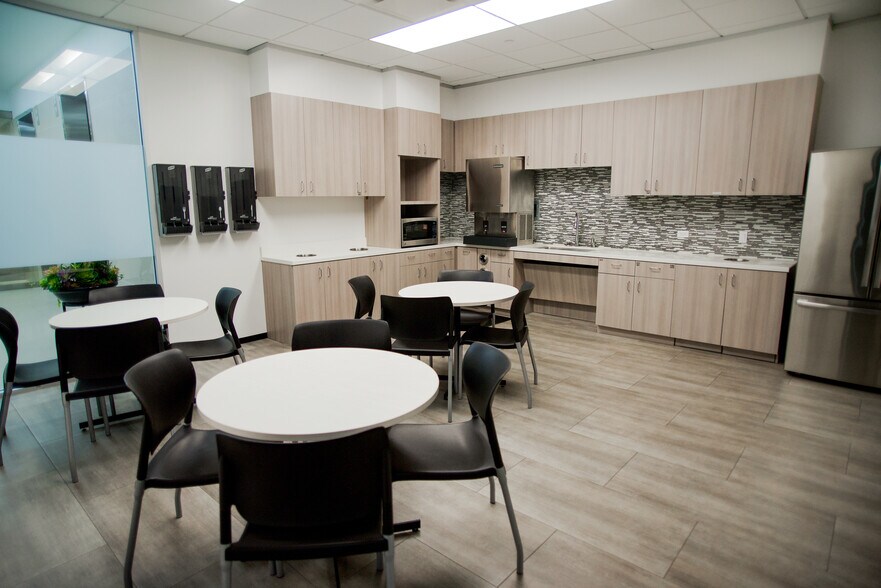 More Photos Of 12120 Wickchester Ln, Houston Office For Lease