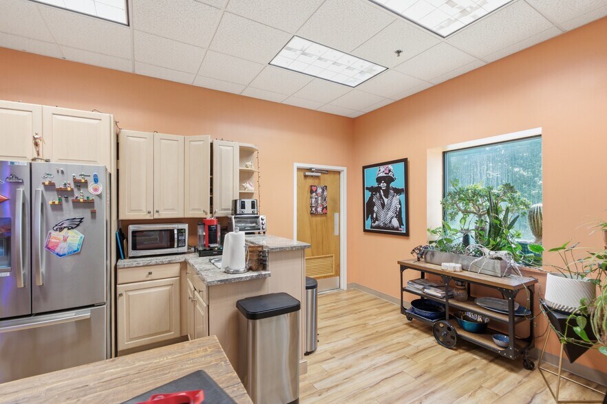 More Photos Of 255 Great Valley Pky, Malvern Office For Lease