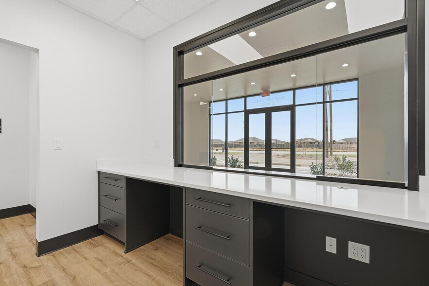 More Photos Of 6715 Memorial Dr, Abilene Medical For Lease