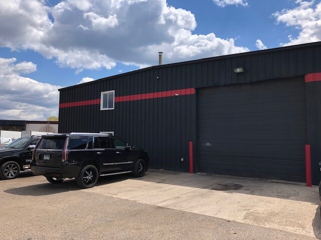 Primary Photo Of 4025 85th Ave N, Brooklyn Park Warehouse For Lease