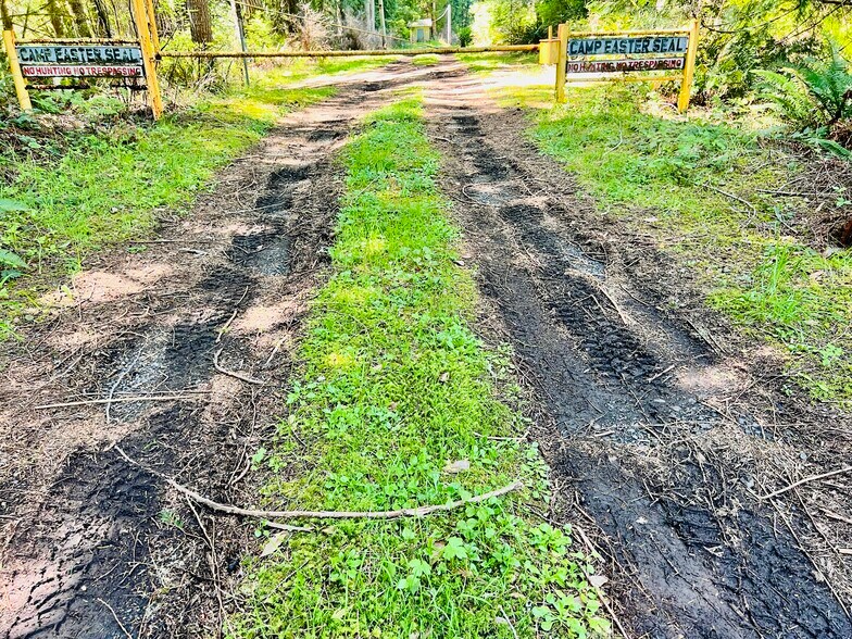 More Photos Of 1190 N Tenmile Lk, Lakeside Trailer Camper Park For Sale