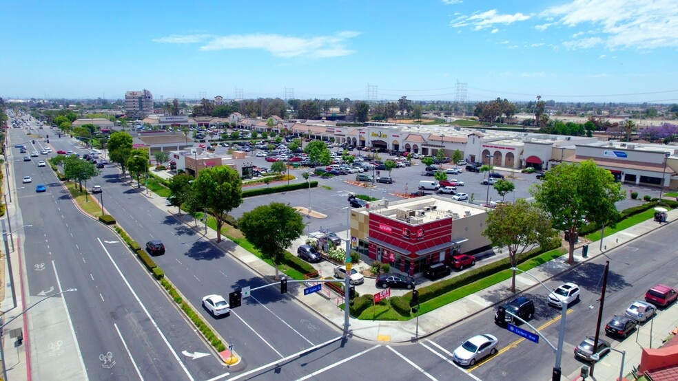 More Photos Of 6801-7131 Eastern Ave, Bell Gardens Unknown For Lease