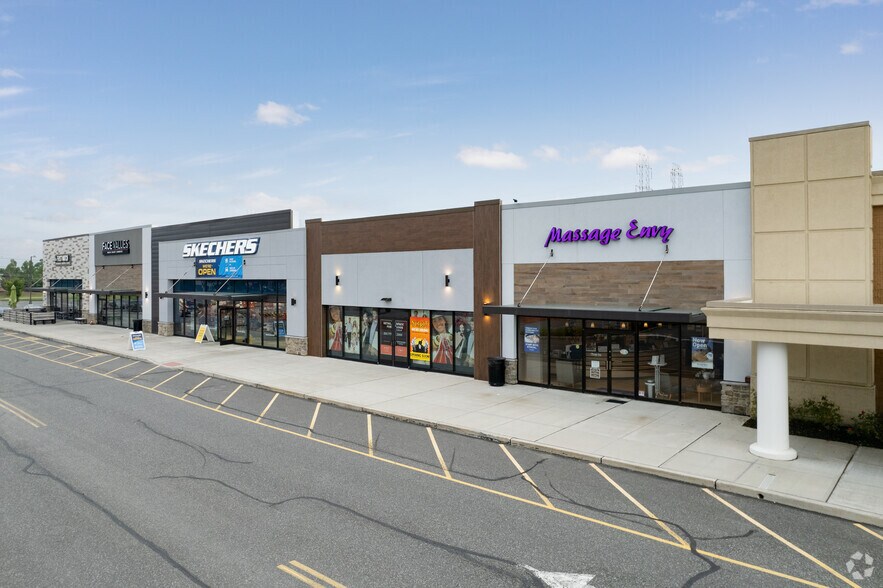 More Photos Of 1711 State Route 10 E, Morris Plains General Retail For Lease
