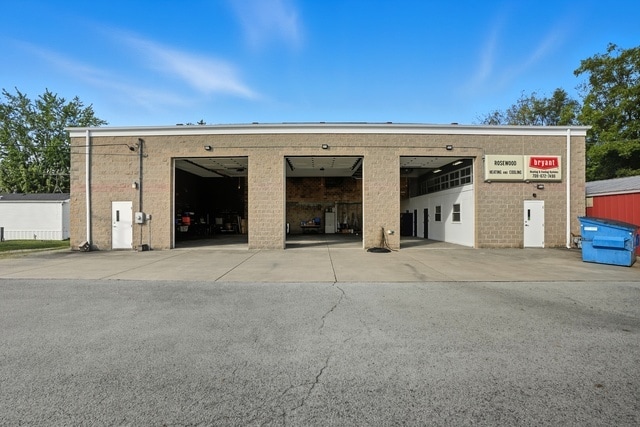 More Photos Of 1702 S Dixie Hwy, Crete Flex For Sale