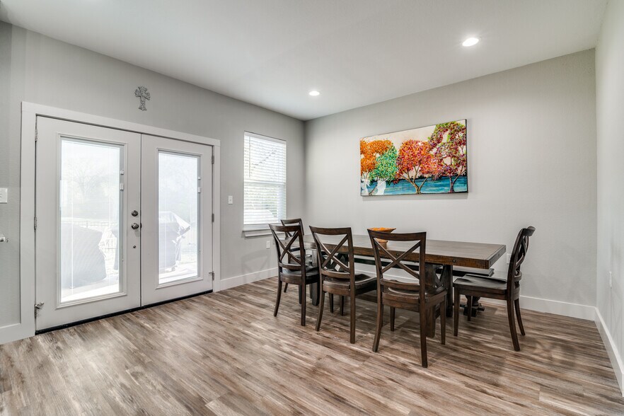 More Photos Of Richland Chambers Lake, Streetman Land For Sale