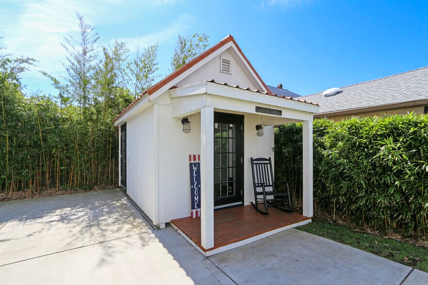 More Photos Of 5100 Atlantic Ave, Wildwood Hotel For Sale