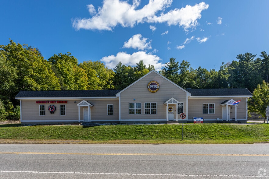 More Photos Of 75 W Main St, Northborough Freestanding For Lease