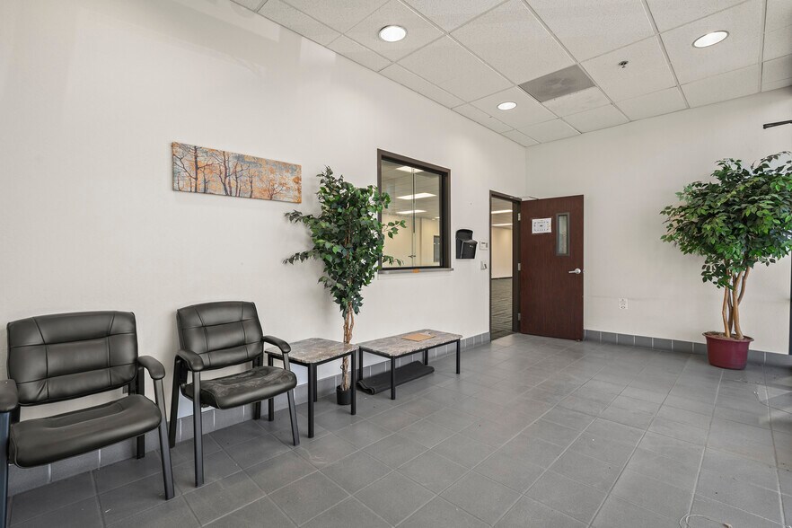 More Photos Of 2275 E Newlands Dr, Fernley Distribution For Lease